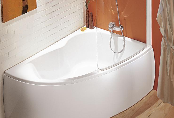 Comptoir des fers - Baignoire dans une petite salle de bains