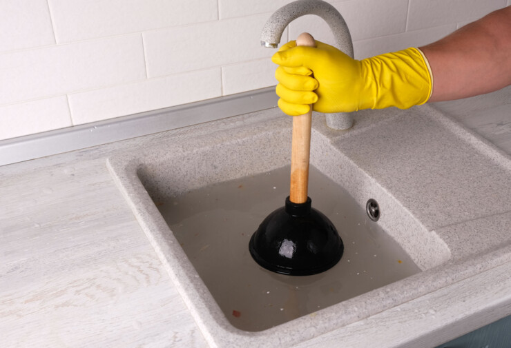 Que faire en cas de canalisations bouchées ?